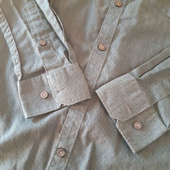 Long Sleeve Button Down Dress Shirt size Small - Picture 2 of 8
